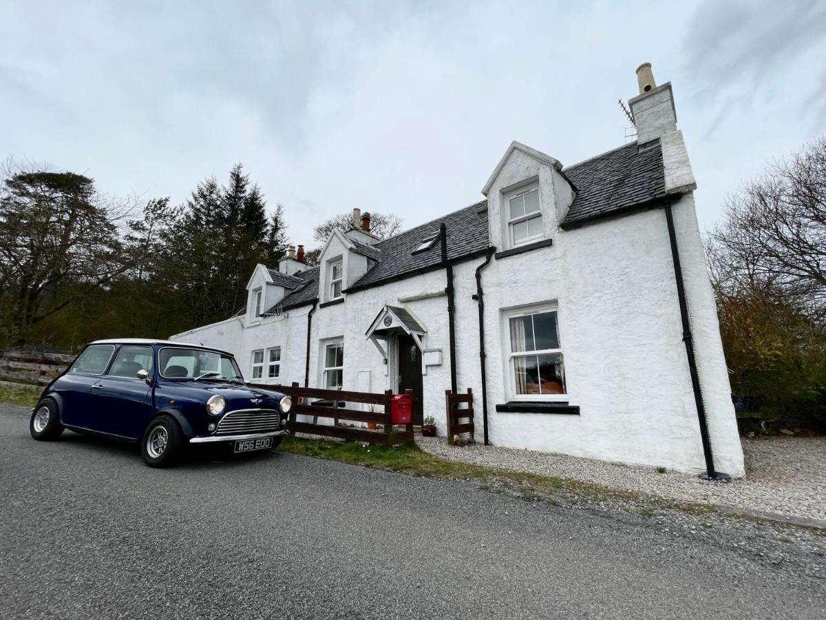 1 Keepers Cottage Skeabost Bridge Isle Of Skye Eksteriør billede